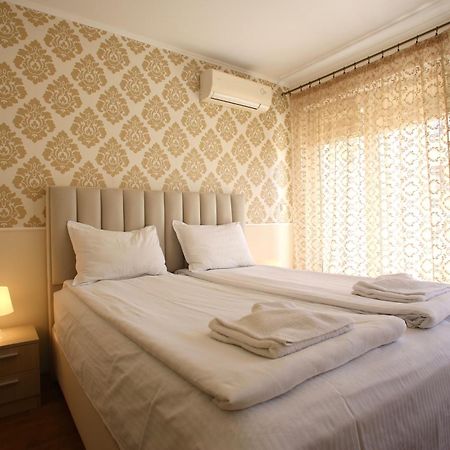 Villa Livia Boutique Apartments Ravda ภายนอก รูปภาพ