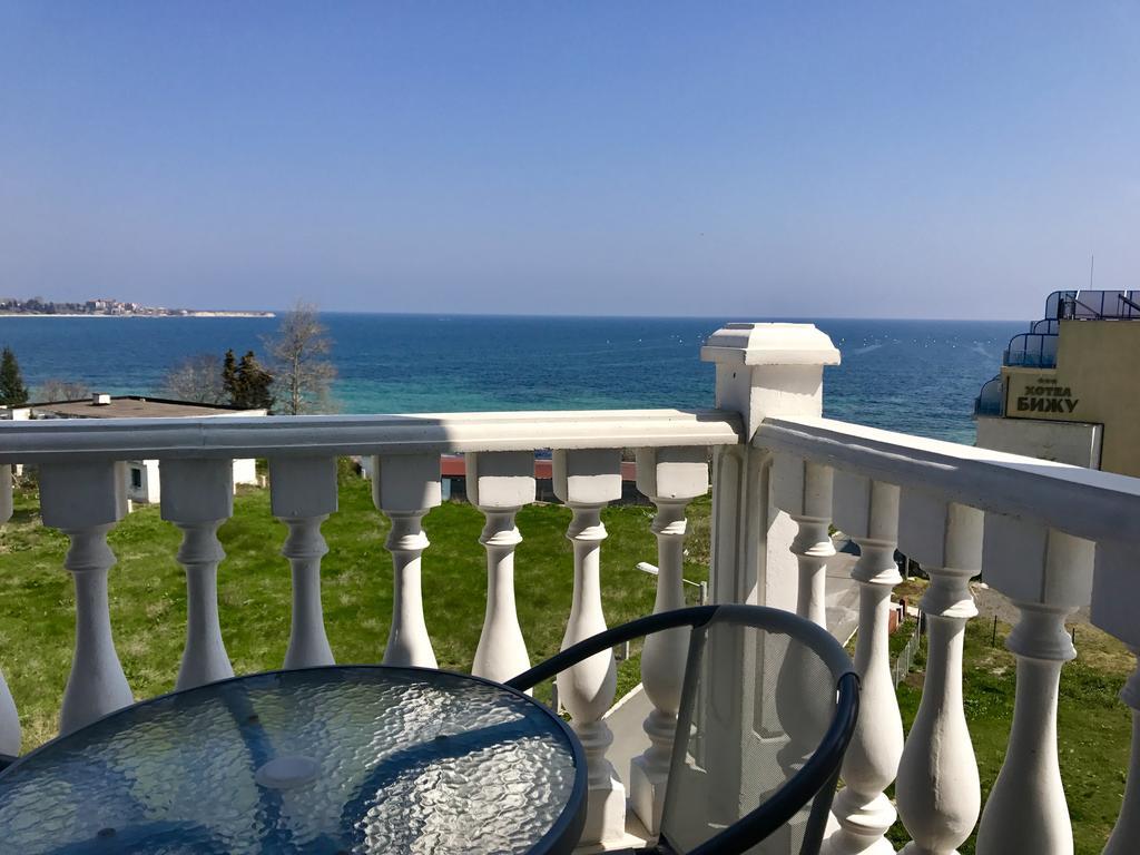 Villa Livia Boutique Apartments Ravda ภายนอก รูปภาพ